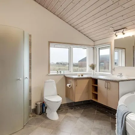 Aniela - 150m From The Sea By Interhome